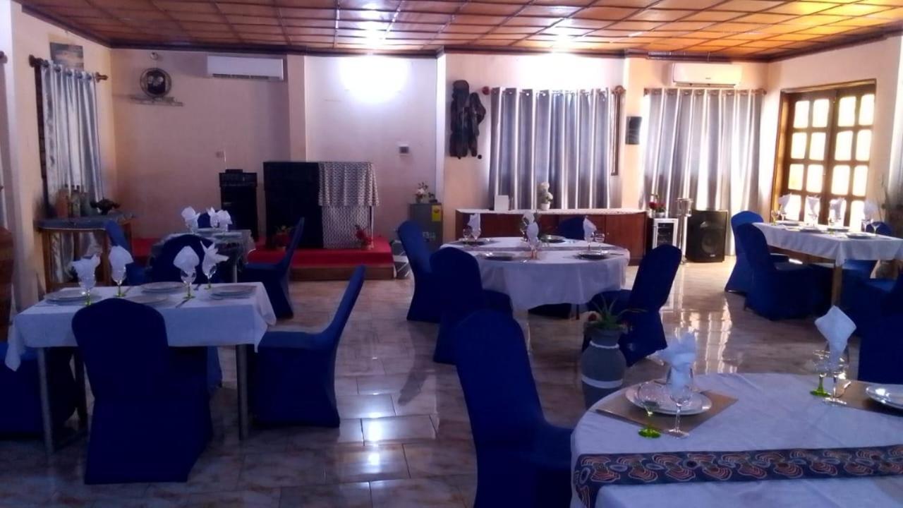 Abomey Events Hotel Luaran gambar