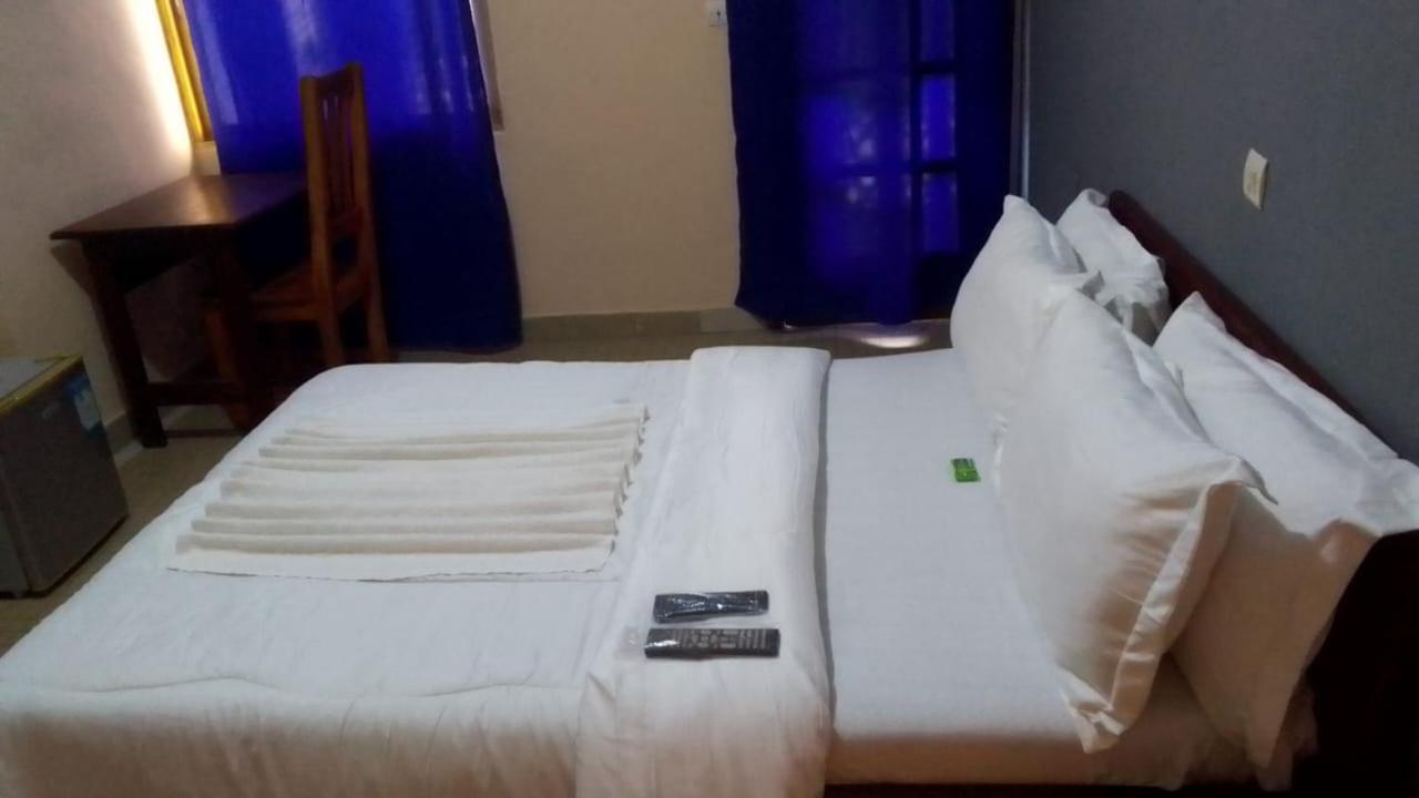 Abomey Events Hotel Luaran gambar